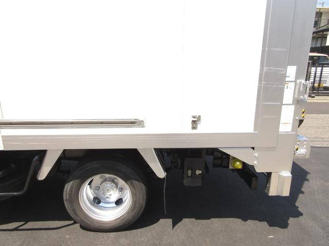 トヨタダイナパネルバン小型（2t・3t）[写真38]