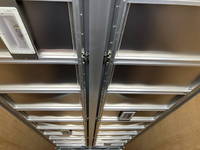 いすゞフォワードアルミウイング中型（4t）[写真17]