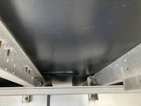 いすゞフォワードアルミウイング中型（4t）[写真27]