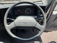 いすゞフォワードアルミウイング中型（4t）[写真37]