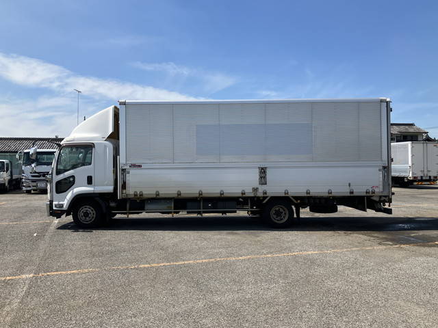 いすゞフォワードアルミウイング中型（4t）[写真05]