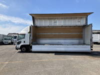 いすゞフォワードアルミウイング中型（4t）[写真07]