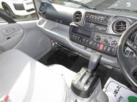 日野デュトロパネルバン小型（2t・3t）[写真11]