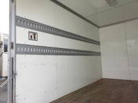 日野デュトロパネルバン小型（2t・3t）[写真15]