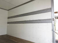 日野デュトロパネルバン小型（2t・3t）[写真17]