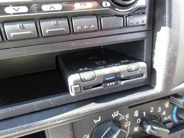 日野デュトロパネルバン小型（2t・3t）[写真29]