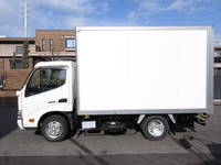 日野デュトロパネルバン小型（2t・3t）[写真08]