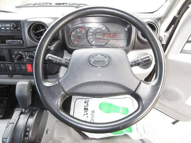 日野デュトロパネルバン小型（2t・3t）[写真09]