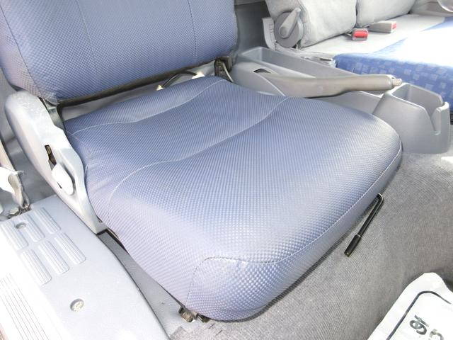 三菱ふそうキャンターアルミバン小型（2t・3t）[写真24]