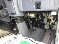 三菱ふそうキャンターアルミバン小型（2t・3t）[写真26]