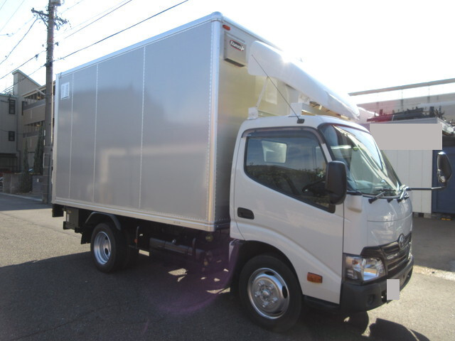 トヨタダイナパネルバン小型（2t・3t）[写真01]