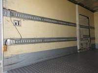 日野デュトロパネルバン小型（2t・3t）[写真12]