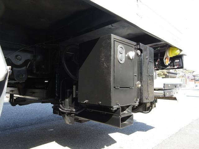 日野デュトロパネルバン小型（2t・3t）[写真34]