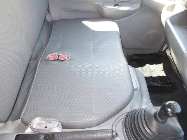 日野デュトロアルミバン小型（2t・3t）[写真12]