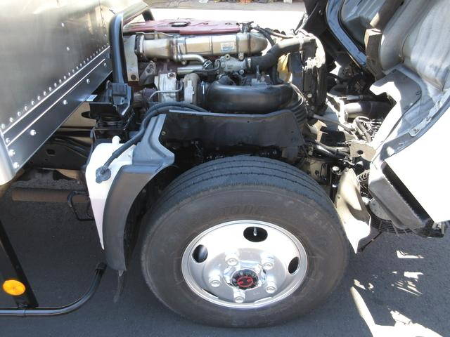 日野デュトロアルミバン小型（2t・3t）[写真16]