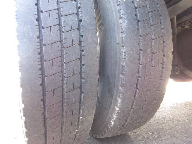 日野デュトロアルミバン小型（2t・3t）[写真17]