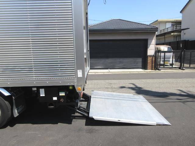 日野デュトロアルミバン小型（2t・3t）[写真22]