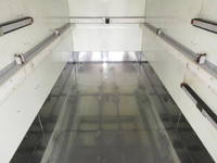 日野デュトロアルミバン小型（2t・3t）[写真16]