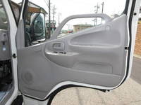 日野デュトロアルミバン小型（2t・3t）[写真18]