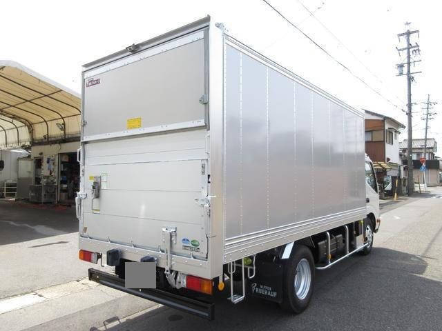 日野デュトロアルミバン小型（2t・3t）[写真03]