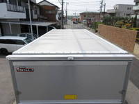 日野デュトロアルミバン小型（2t・3t）[写真08]