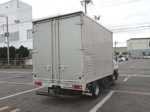 三菱ふそうキャンターガッツアルミバン小型（2t・3t）[写真02]