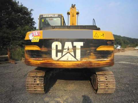 CATユンボ（バックホー）[写真02]