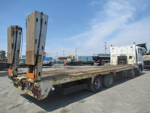 三菱ふそうスーパーグレートセルフローダー大型（10t）[写真02]