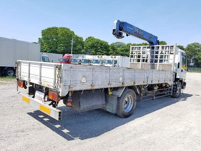 いすゞフォワードクレーン4段増トン（6t・8t）[写真02]