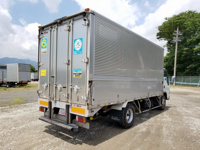 いすゞエルフアルミウイング小型（2t・3t）[写真02]