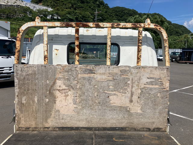 日野デュトロ平ボディ小型（2t・3t）[写真13]