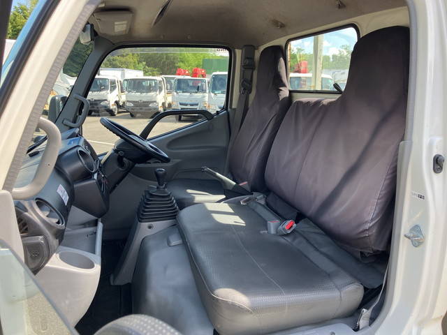 日野デュトロ平ボディ小型（2t・3t）[写真33]