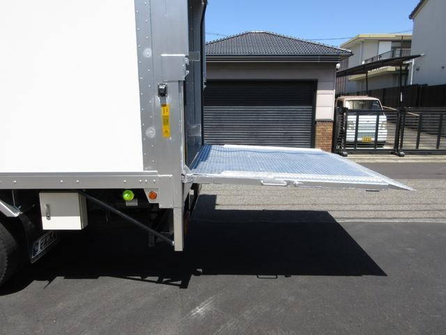 日野デュトロパネルバン小型（2t・3t）[写真18]