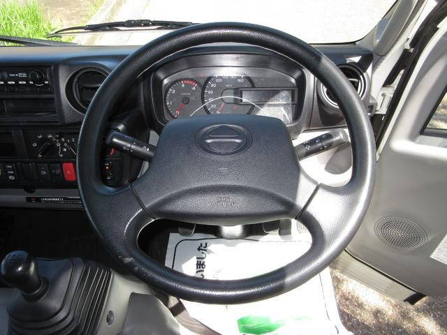 日野デュトロパネルバン小型（2t・3t）[写真27]