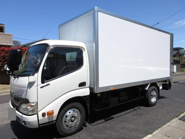 日野デュトロパネルバン小型（2t・3t）[写真03]