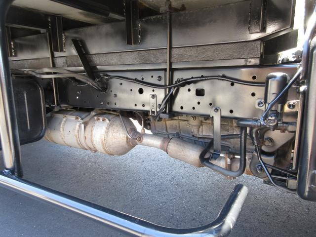 日野デュトロパネルバン小型（2t・3t）[写真32]