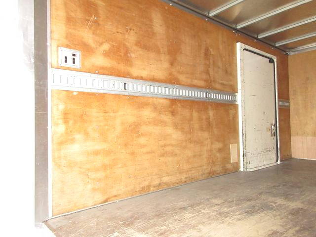 トヨタダイナパネルバン小型（2t・3t）[写真18]