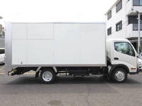 トヨタダイナパネルバン小型（2t・3t）[写真06]