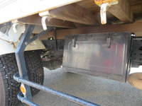 いすゞフォワードクレーン4段中型（4t）[写真31]