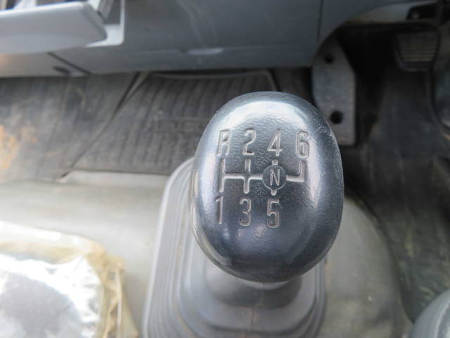 いすゞフォワードクレーン4段中型（4t）[写真39]