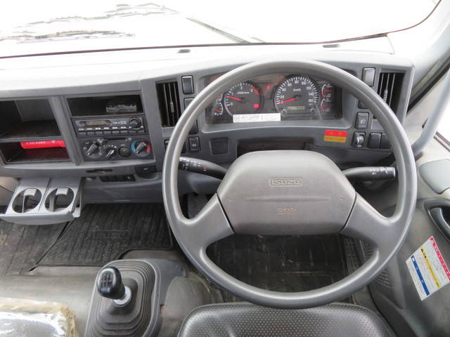 いすゞフォワードクレーン4段中型（4t）[写真40]