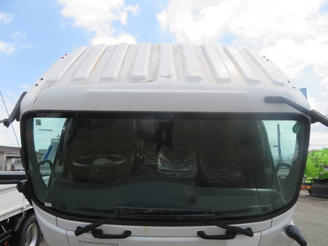 いすゞフォワードクレーン4段中型（4t）[写真05]