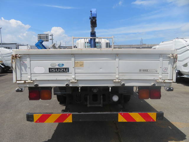 いすゞフォワードクレーン4段中型（4t）[写真06]