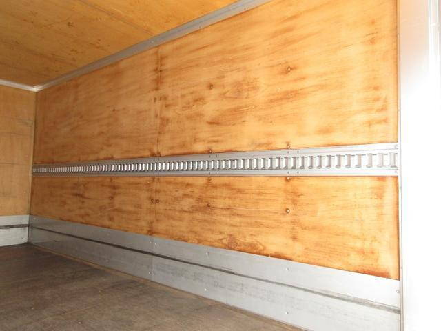 トヨタダイナアルミバン小型（2t・3t）[写真10]