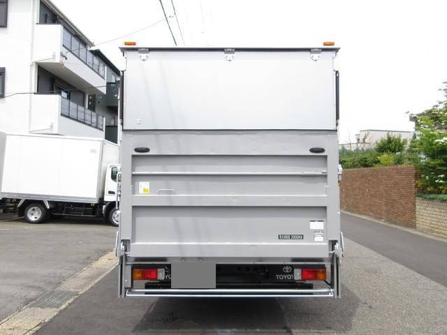 トヨタダイナアルミバン小型（2t・3t）[写真06]