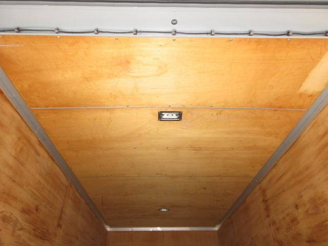 トヨタダイナアルミバン小型（2t・3t）[写真09]