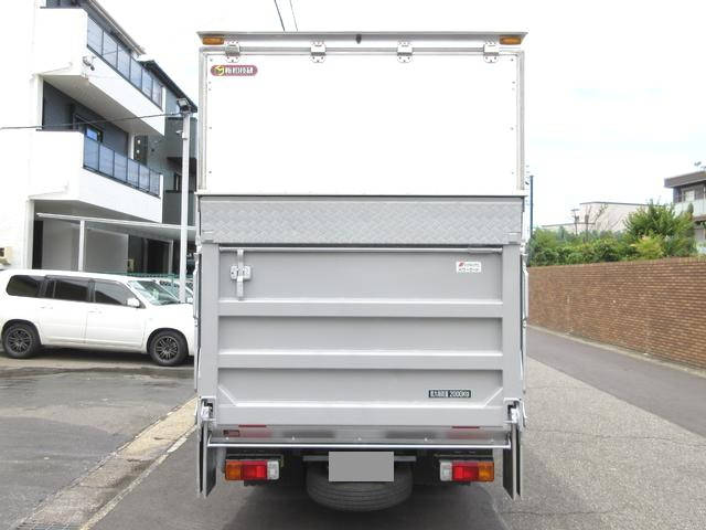 トヨタダイナパネルバン小型（2t・3t）[写真06]