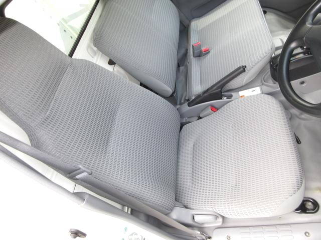 トヨタダイナパネルバン小型（2t・3t）[写真09]