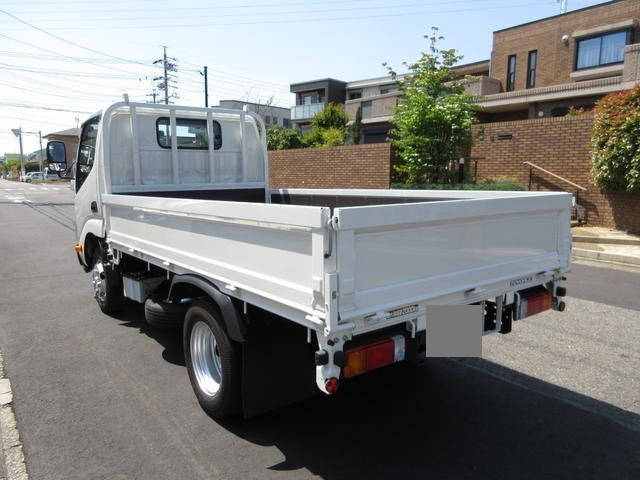 トヨタトヨエース平ボディ小型（2t・3t）[写真02]