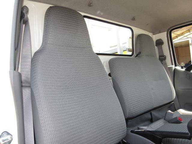 トヨタトヨエース平ボディ小型（2t・3t）[写真22]